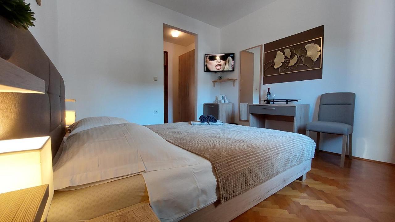 Villa Salvia Rooms And Apartments Ровинь Экстерьер фото