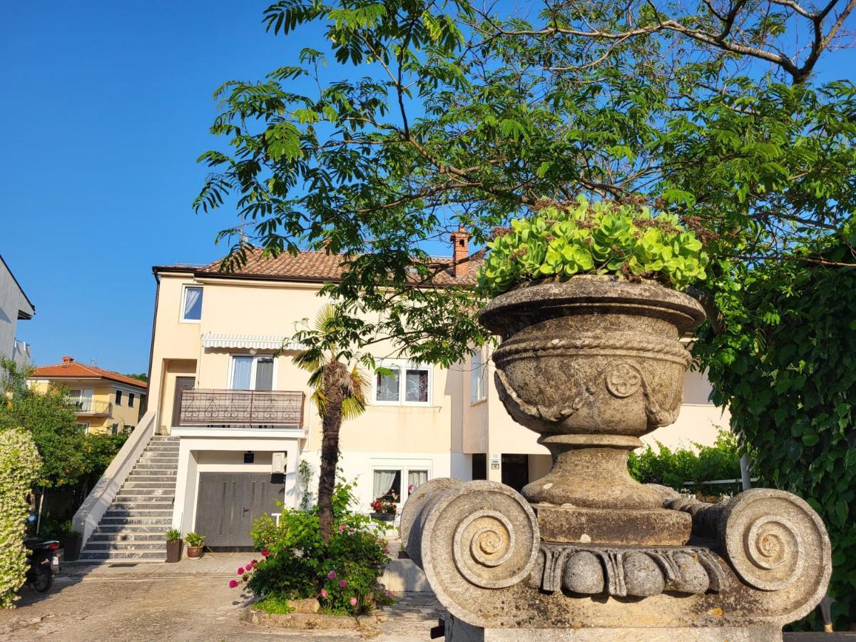 Villa Salvia Rooms And Apartments Ровинь Экстерьер фото